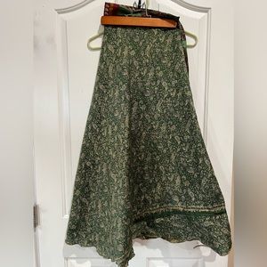 Darn Good Yarn reversible sari wrap skirt, regular size tea length.
